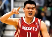 乐动体育平台-巨星球员在国内篮球赛中表现出色