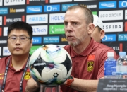 乐动体育-包含国足新帅年薪曝光，邀请施密特受阻，冲击2030世界杯堪忧的词条