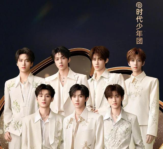 包含星光璀璨的球员备战明星赛，吸引众多关注的词条