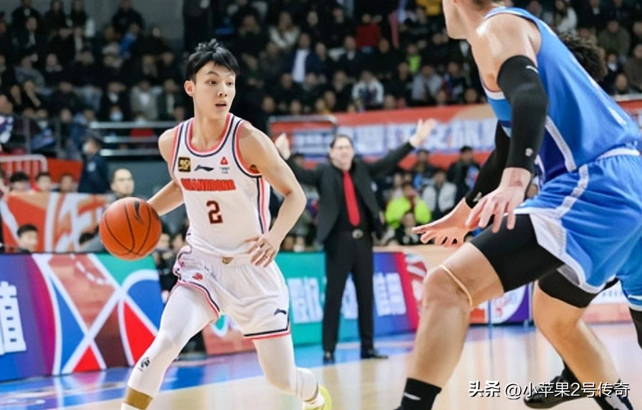 徐杰18+7+6广东逆转广州邹阳21分福建胜四川