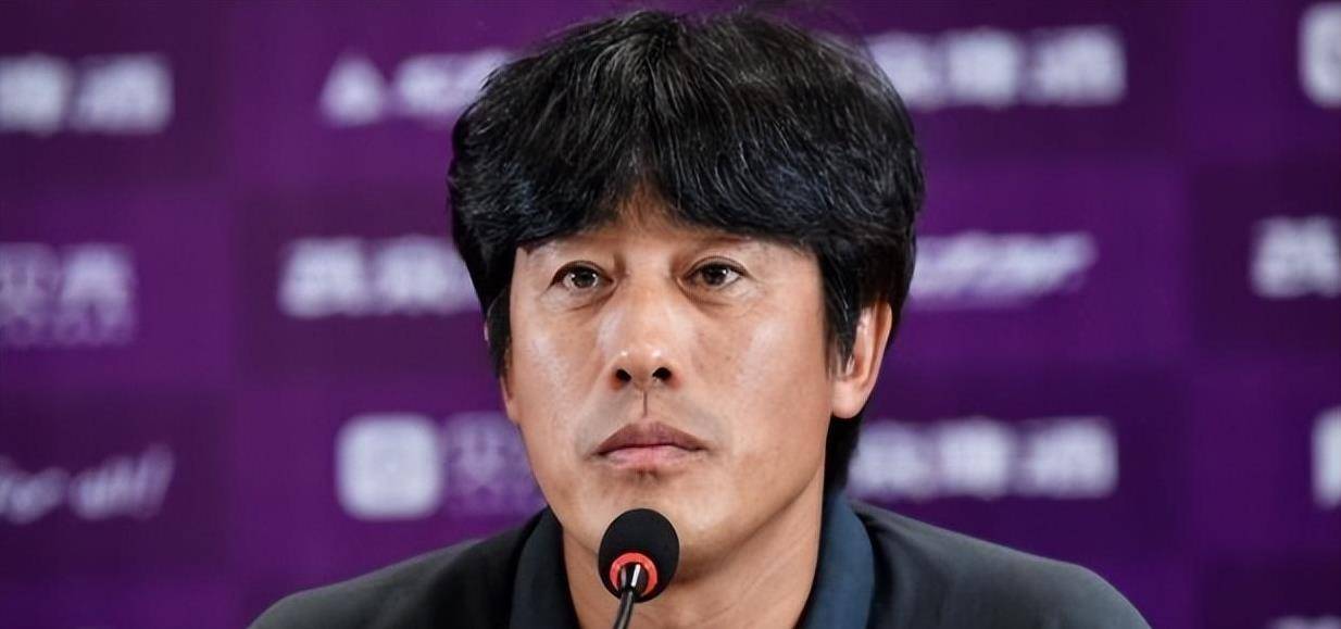 关于成都蓉城俱乐部背恩忘义操纵媒体批评徐正源的信息